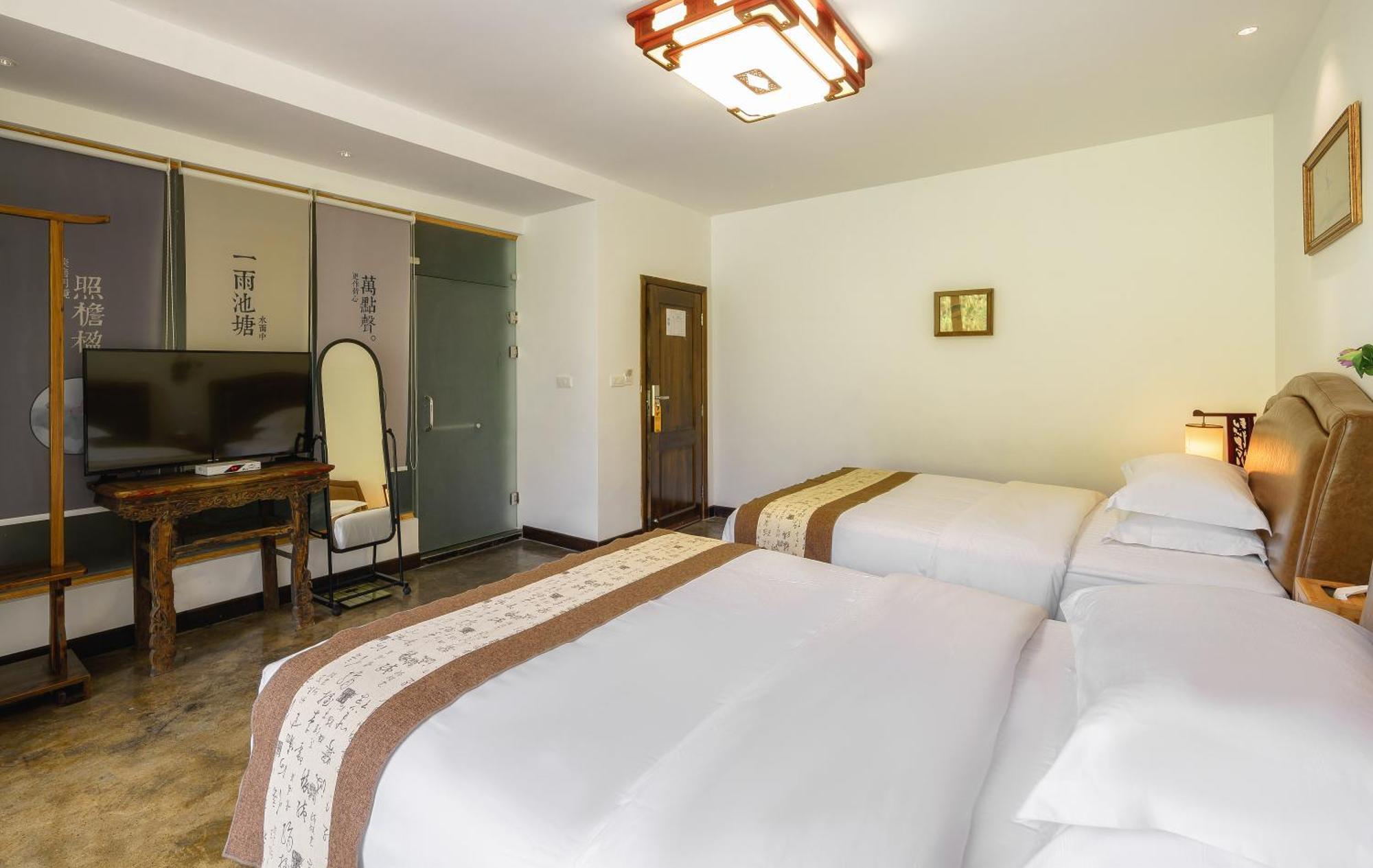 Leisure Courtyard Hotel Yangshuo-Free Shuttle Bus To Yangshuo Station Stay 2 Nights One Way Exterior foto