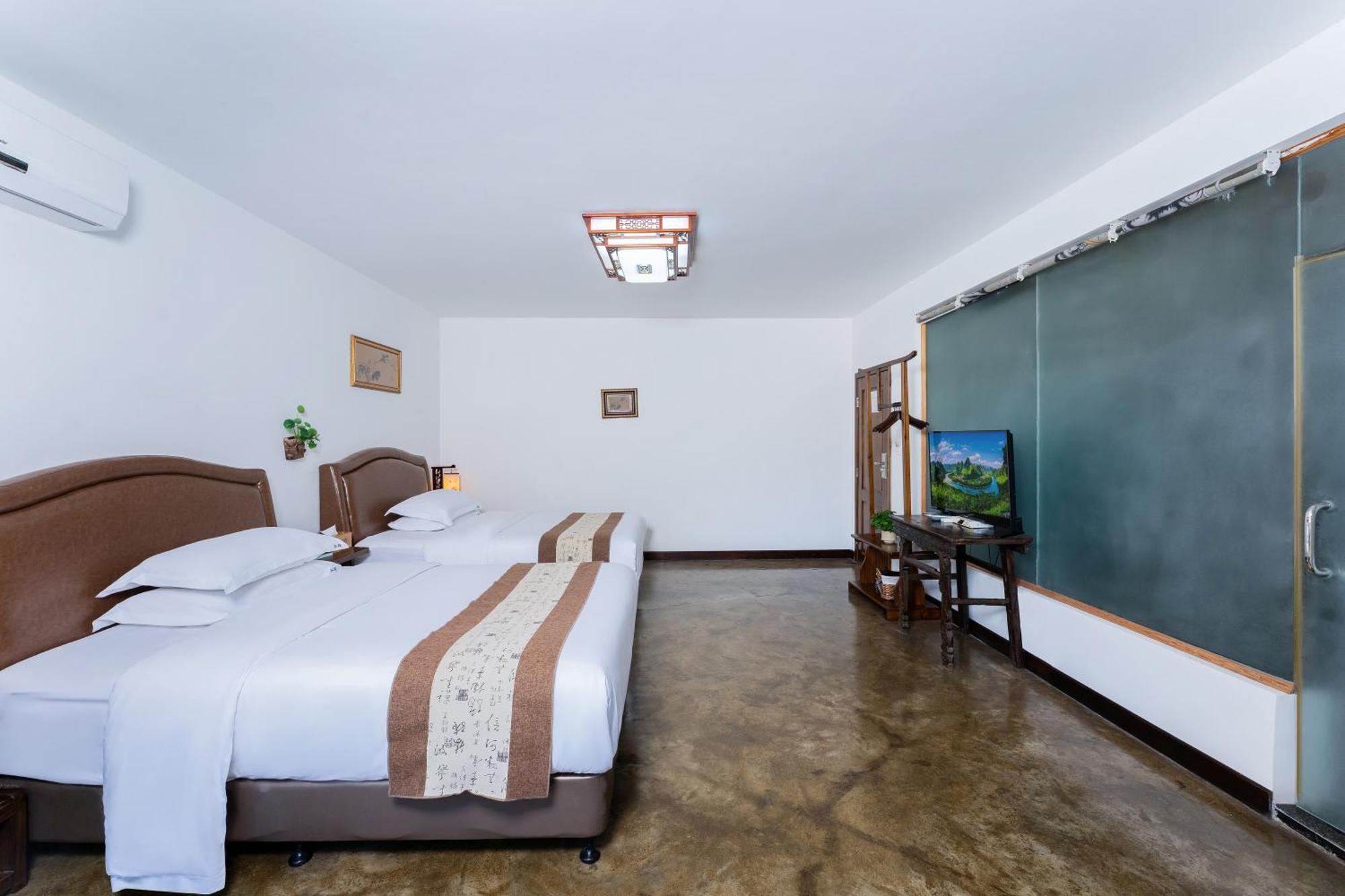 Leisure Courtyard Hotel Yangshuo-Free Shuttle Bus To Yangshuo Station Stay 2 Nights One Way Exterior foto