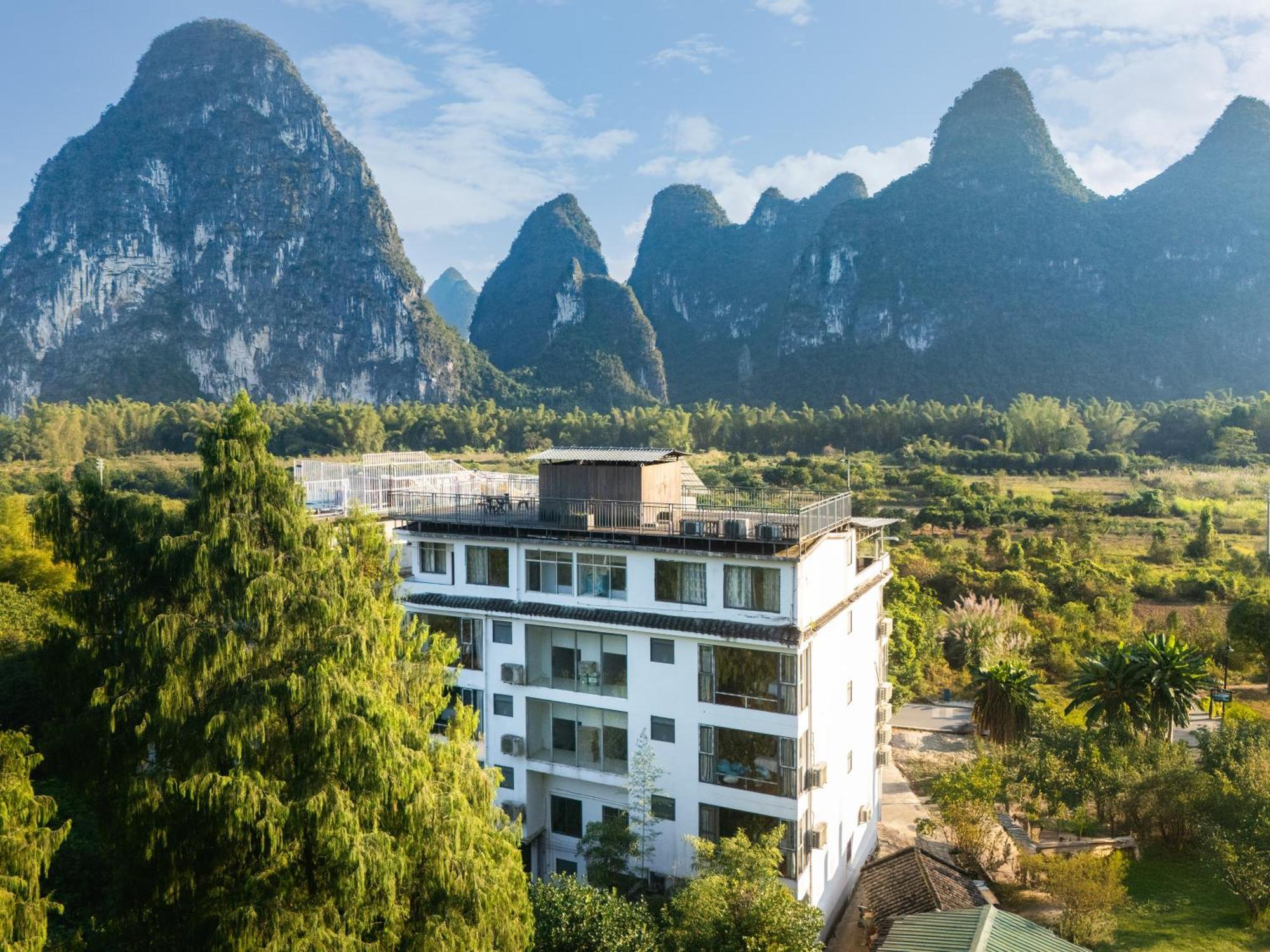 Leisure Courtyard Hotel Yangshuo-Free Shuttle Bus To Yangshuo Station Stay 2 Nights One Way Exterior foto